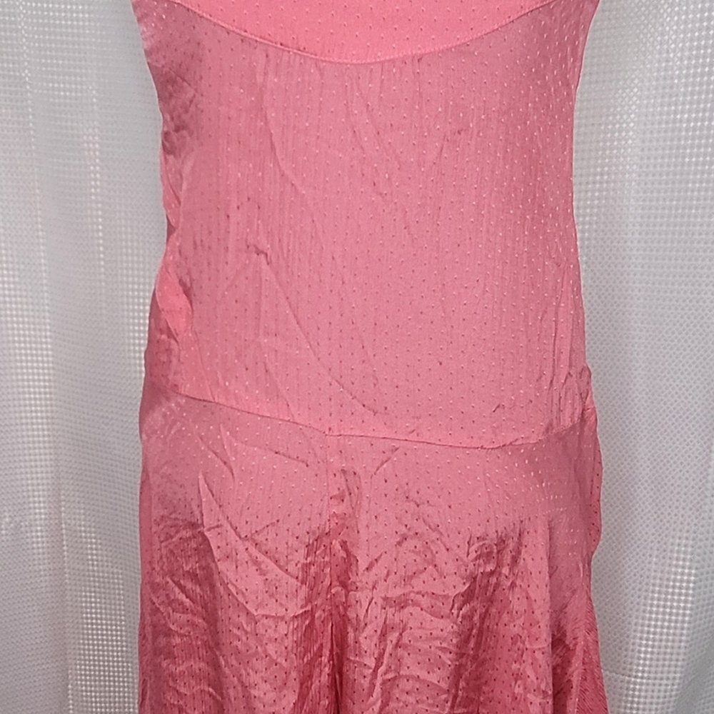 Dress - Picture 8 of 9